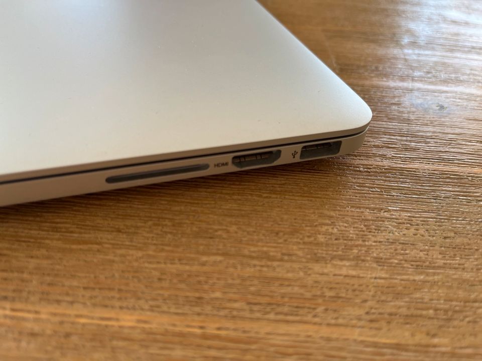 MacBook Pro Retina 13 Zoll in Hanstedt