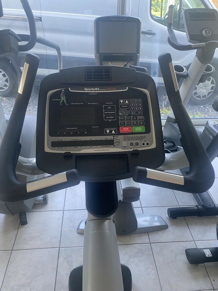 SportsArt C572u Ergometer Bike No Technogym Life fitness Precor in Nordkirchen