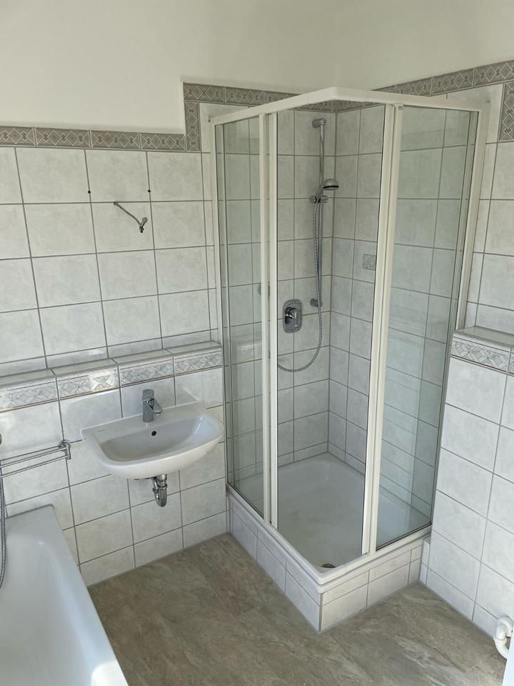 Hübsche kleine, helle, frisch renovierte 3-Zimmer-Wohnung in Aichtal
