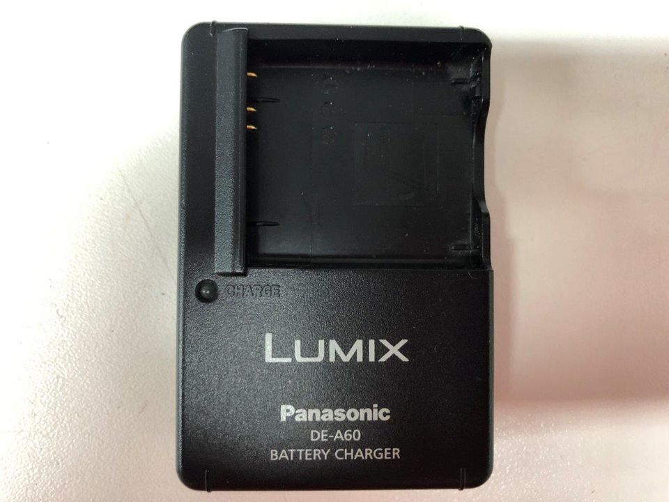 Panasonic, Lumix, Ladegerät, Fotoapparat, DE-A60, gebraucht in Neubrandenburg