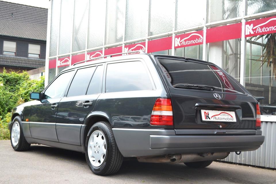 Mercedes-Benz E 280 Automatik/Leder/Klimaautom./AHK/7 Sitzer in Gelsenkirchen