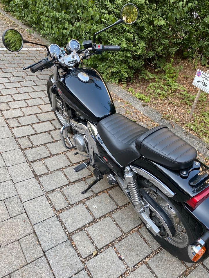 Motorrad Kawasaki EL 252 in Augsburg