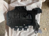 Peugeot 407 SW Batteriehalter 9645693080 Hessen - Weilburg Vorschau