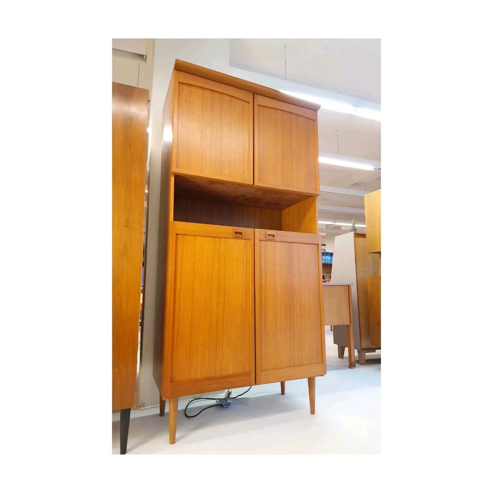 Vintage Teak Schrank 60er Highboard in Solingen