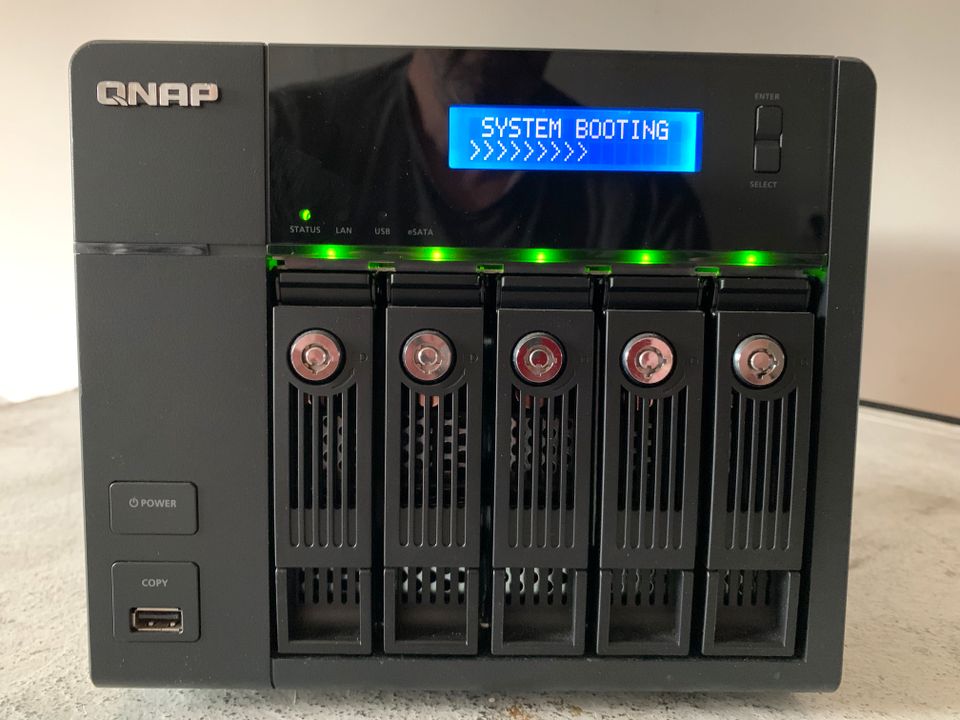 QNAP 559 pro+ NAS | 8TB | 5-Tray in Düsseldorf