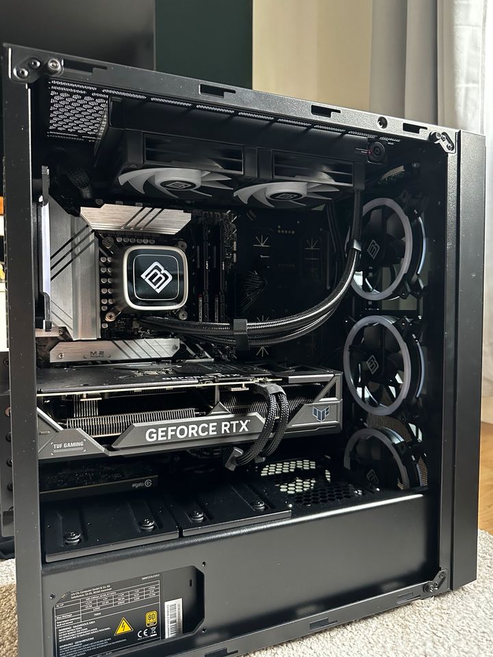 High-End Gaming PC - GeForce RTX 4070ti TUF in Mörlenbach