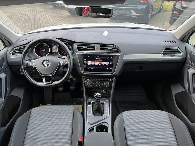 Volkswagen Tiguan 1.5 TSI ACT EDITION+NAV+CLIMATRONIC+1HAND in Halberstadt