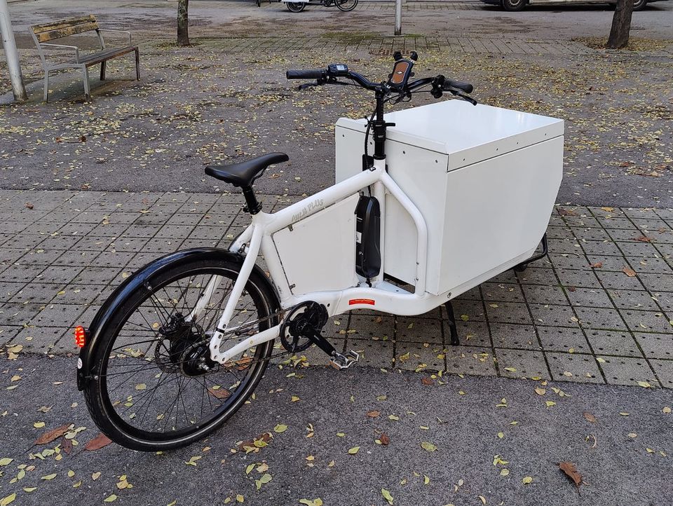 Larry vs. Harry Bullitt Lastenrad Cargo Bike Lastenfahrrad in Emmerich am Rhein