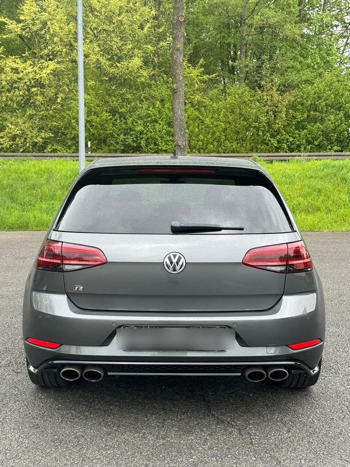 Golf 7R Facelift TOP !! in Lübbecke 