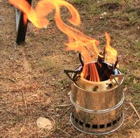 Edelstahl Campingkocher Holzofen Winddicht Holzvergaser Kocher Hessen - Bebra Vorschau