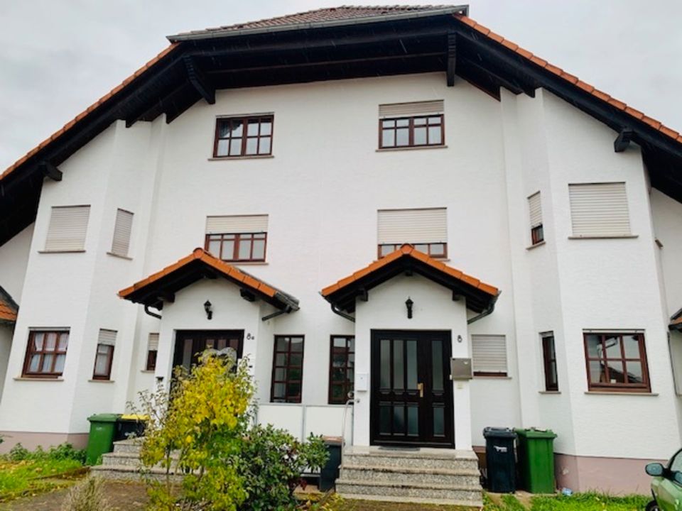 Doppelhaus mit 4 Wohneinheiten in Nidderau-Ostheim! TOP GEPFLEGT! in Nidderau