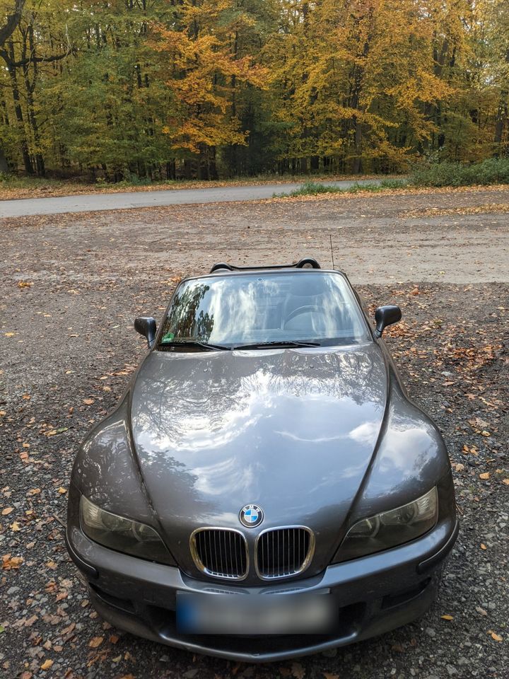 BMW Z3 Cabrio 3.0i | 18 Zoll M-Felgen Windschott Klima in Möhnesee