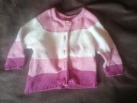 Süße Strickjacke newborn Grösse 56 Sachsen-Anhalt - Langeneichstädt Vorschau