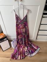 Kleid aus Italien M Plissee pink bunt Blumen Satin Look Maxi lang Bayern - Aichach Vorschau