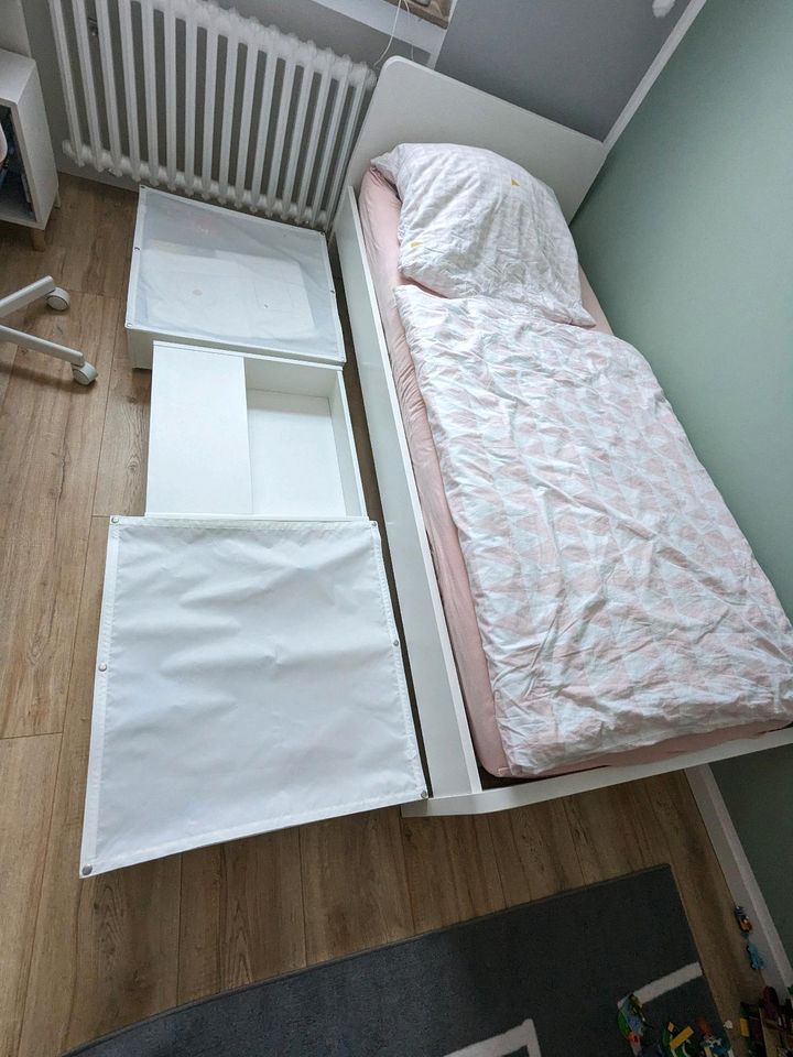Ikea Askvoll Bett 90x200 cm in Hattingen