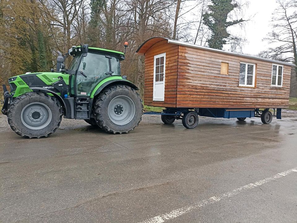 Transport Transportarbeiten Schlepper Tieflader Kipper in Markdorf