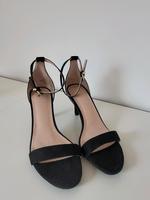 H&M Sandaletten Sandalen 36 NEU High heels Rheinland-Pfalz - Kaiserslautern Vorschau