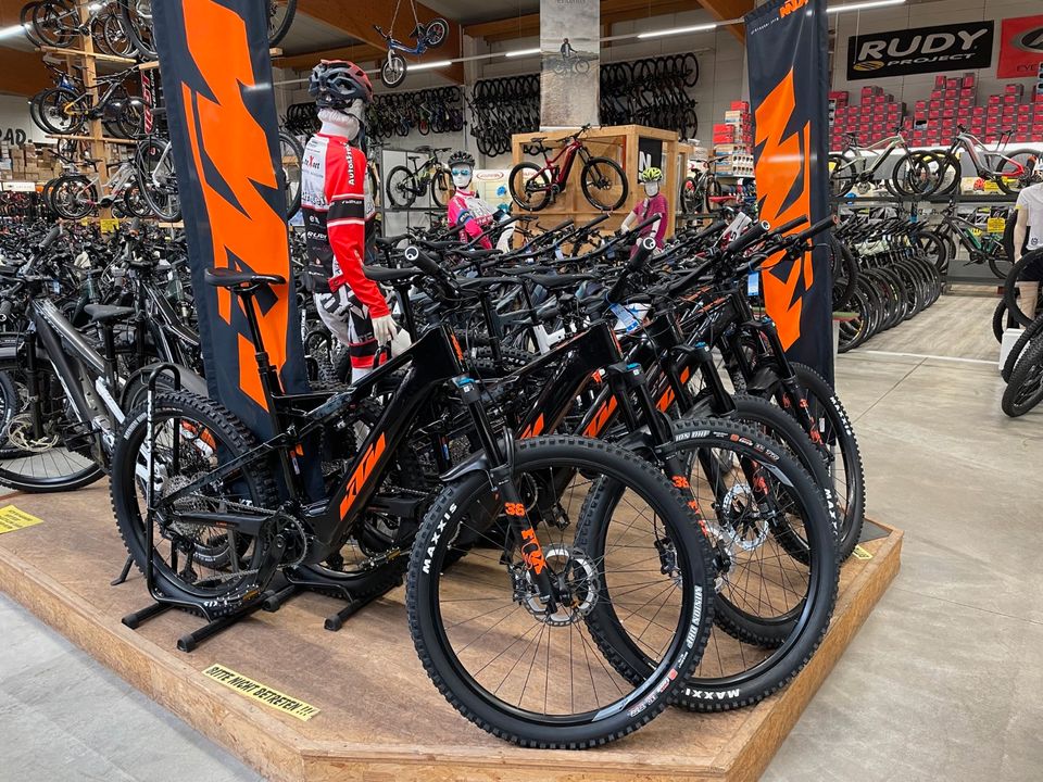 KTM E-BIKE MACINA TEAM 792 * Bosch 750Wh * Testbike & NEU in Röhrsdorf