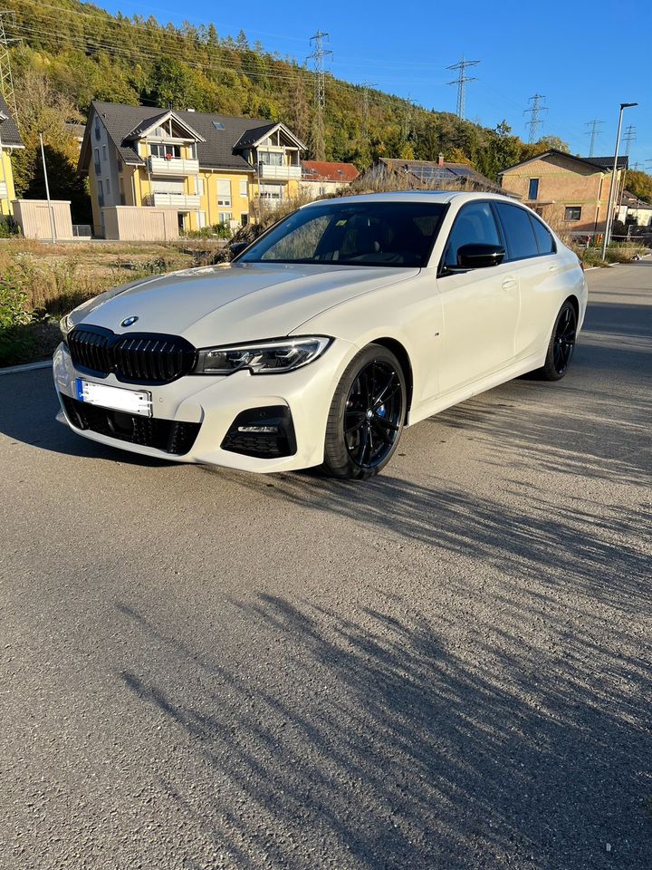 BMW 330i M Sport *Garantie Service Paket* in Waldshut-Tiengen