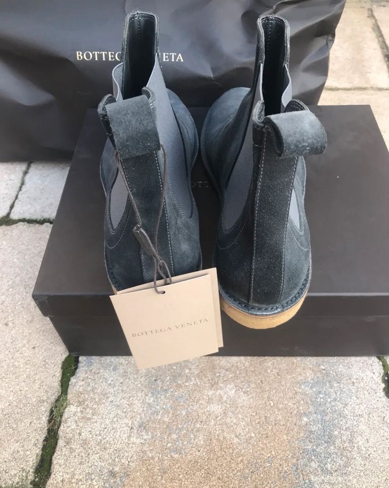 Bottega Veneta Chelsea Boots Größe 43 Ardoise Luxury Yeezy in Erfurt