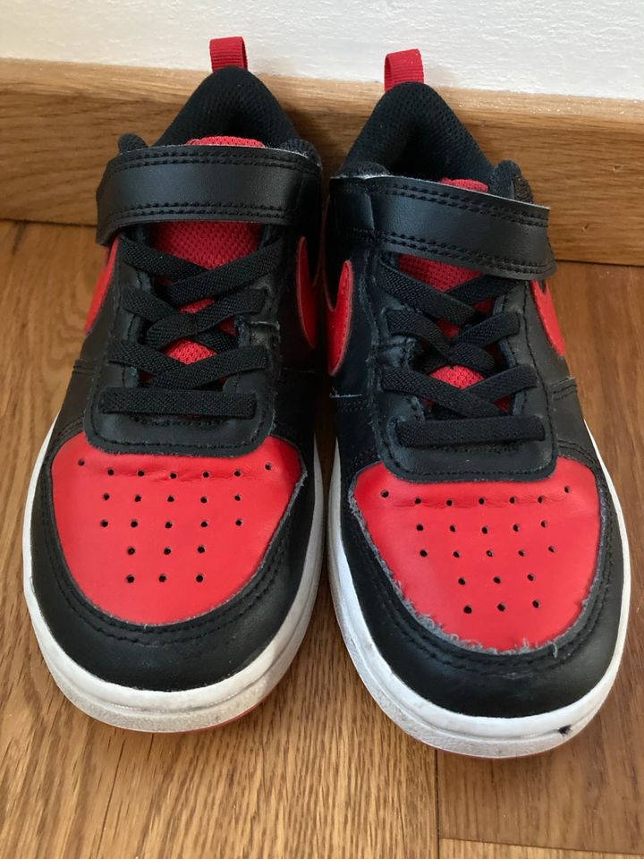 Sneaker Gr. 29.5 von Nike in Rethwisch