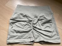 Booty Scrunch Shorts hellgrün L Fitness Gym Hessen - Hainburg Vorschau