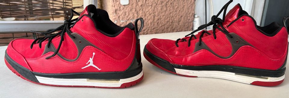Nike Jordan Schuhe Gr 44 in Berlin