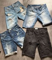 Jeans Shorts 4 Stück diverse Gr.S. (28 ) Nordrhein-Westfalen - Oberhausen Vorschau