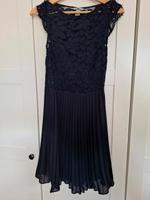 Plisseekleid H&M Größe 36 Nordrhein-Westfalen - Ahaus Vorschau