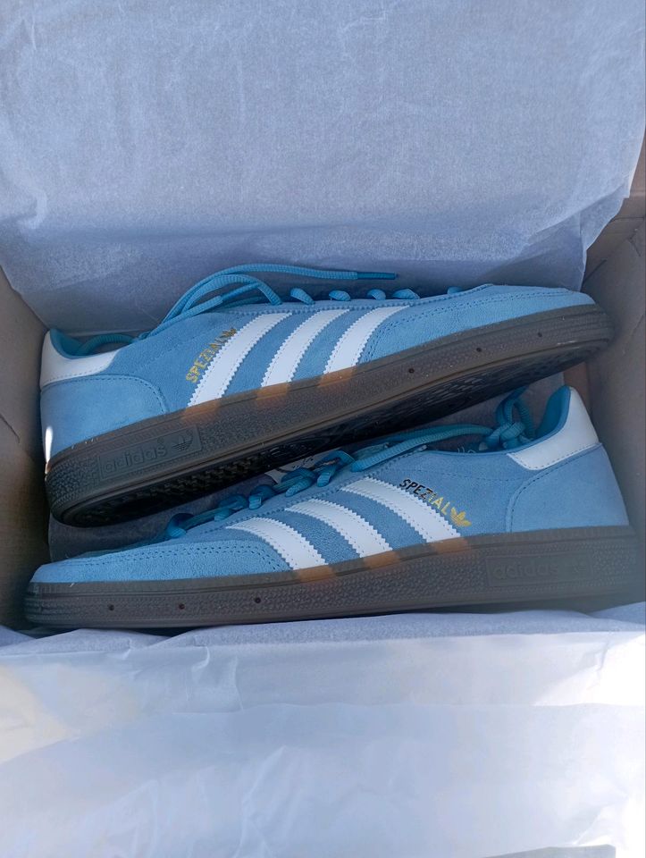 Adidas Spezial in Oberthal