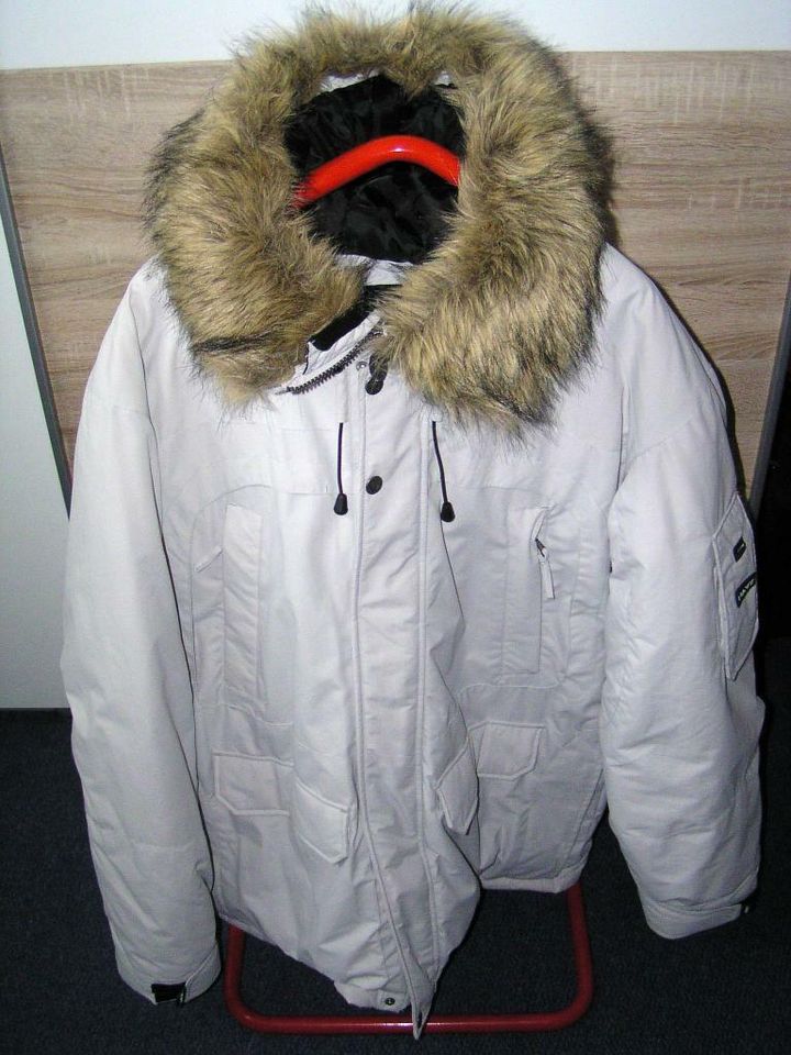 Daunenjacke,Arctic/Expeditions Parka mit Kapuze NAVY von DuPont in Sehnde