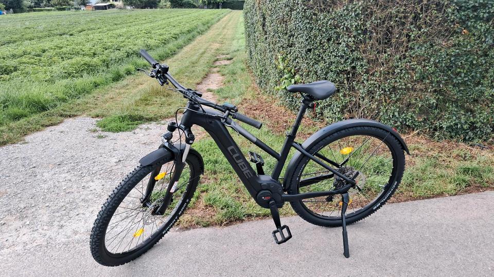 Cube Trekking Reaction Hybrid 625Wh E-Bike neuwertig 2024 in Eberdingen