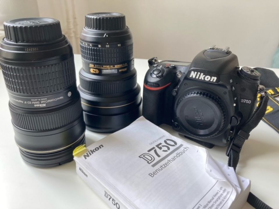 Nikon D750+AF-S NIKKOR 24–70 mm 1:2,8G ED+AF-S NIKKOR 14–24 mm 1: in Berlin