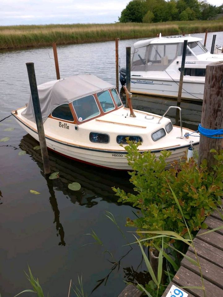 Schwedisches Kabinenboot Motorboot Kajütboot Führerscheinfrei in Süderlügum