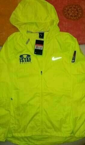 NIKE Laufjacke * Windjacke ISTAF Berlin 2016 Gr.XL gelb Jacke NEU in Berlin