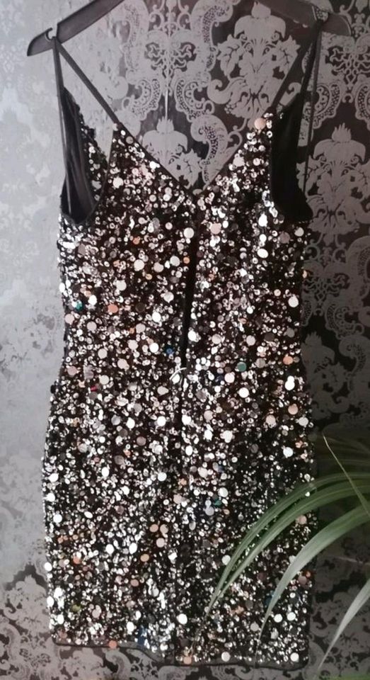 Minikleid LaceandBeads Silvester Neujahr Glitzer Palietten silber in Adendorf