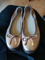 Ballerina Gold Größe 38 aus Leder Nordrhein-Westfalen - Gelsenkirchen Vorschau