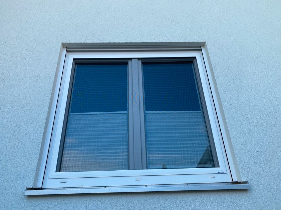 3x hochwertiger Insektenschutz Spannrahmen für Fenster in Baar-Ebenhausen