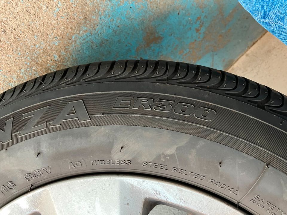 Kompletträder 225/60 R16 98Y - Sommerreifen auf Alufelgen Audi in Alfter