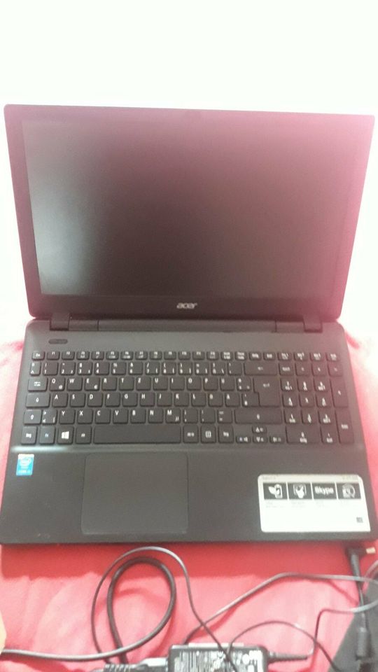 ACER E 15 320GB NEUE WINDOW 10 MODEL Z5WAH  "WARTUNG DURCHGEFÜHRT in Düsseldorf