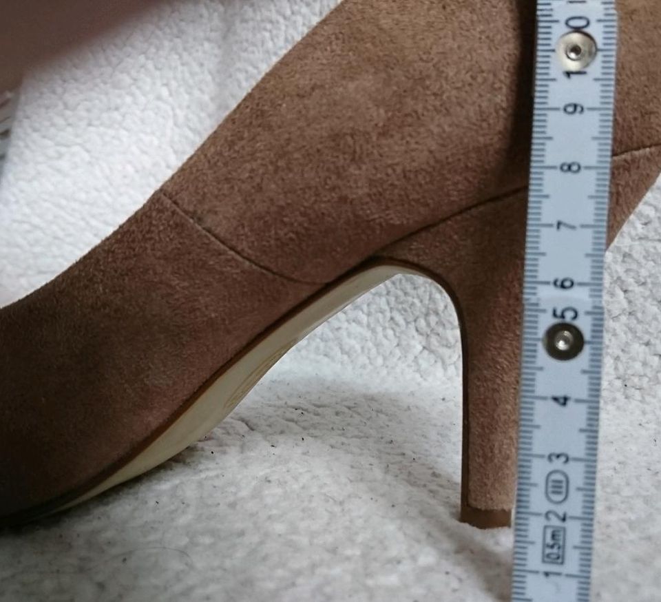 4,50€ Beige Pumps neuwertig Gr. 41 Graceland 9 cm Wildleder Optik in Teltow