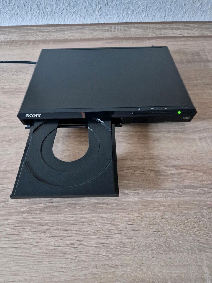 SONY DVD Player (DVP-SR170) sehr guter Zustand in Karlsruhe