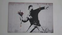 Banksy auf Leinwand - Der Blumenwerfer München - Laim Vorschau