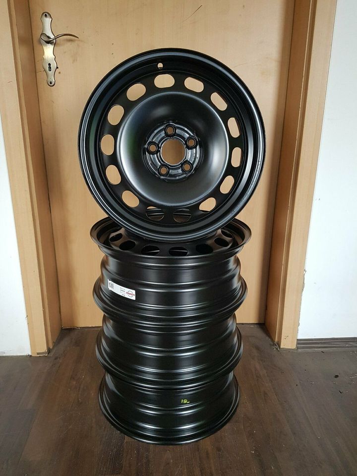 4x Neue Stahlfelgen 17Zoll 7x17 ET41 5x115 Opel Astra Zafira in Krostitz