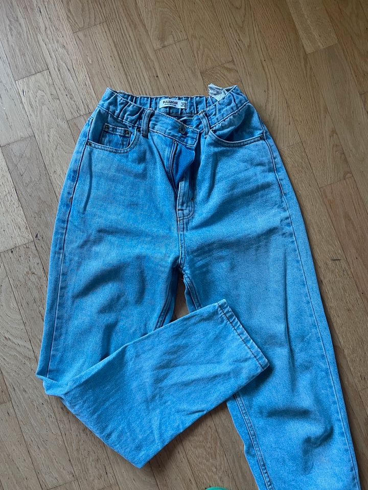 Jeans hell Pull&Bear XS in Köln