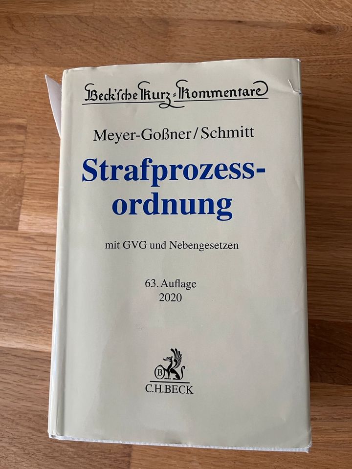 StGB Kommentar Meyer-Goßner/Schmitt in Leipzig