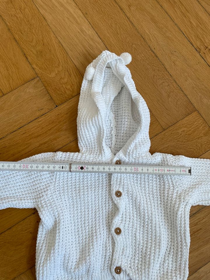 Carter‘s baby Strickjacke 9 Monate 74 weiß cardigan Baumwolle in München