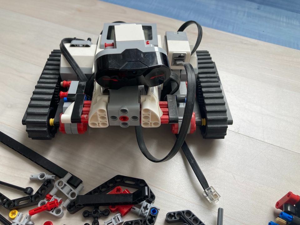 Lego Mindstorms EV3 Roboter in Monheim am Rhein
