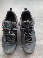 neue nicht getragene graue Goretex Schuhe von Lowa, Größe 37 Nordrhein-Westfalen - Drensteinfurt Vorschau