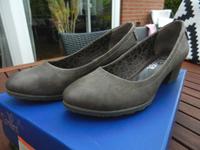S.OLIVER Pumps, grau/schlamm, mittelhoch, Gr. 39-NEUWERTIG Niedersachsen - Adendorf Vorschau